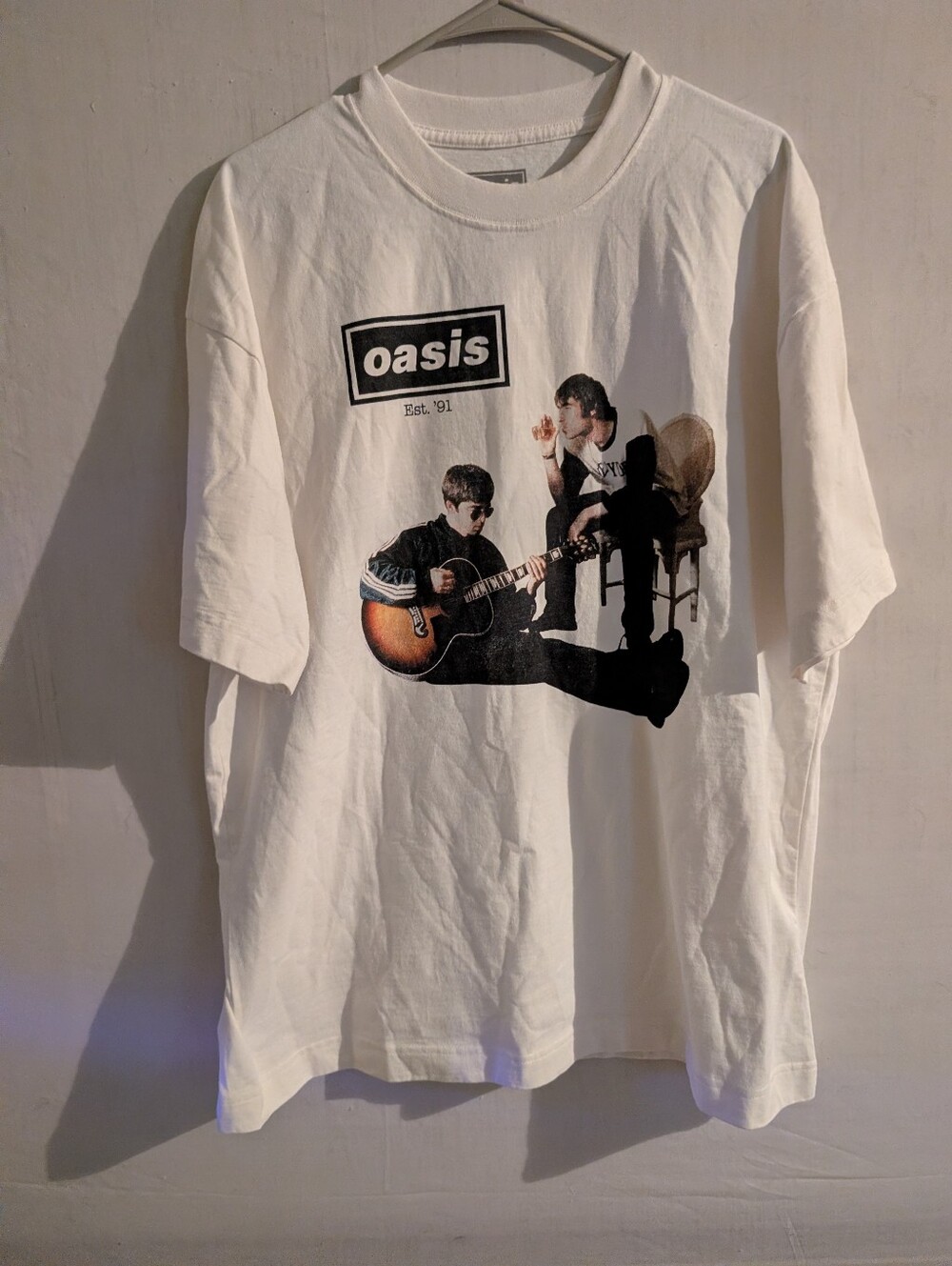 Oasis Mens T-Shirt Live 2025 Concert Tour Noel Liam White Size Medium